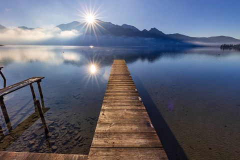 Jetty, boat dock, lake, reflection, fog, sunbeams, backlight, winter, snow, ice, Lake Kochel, view