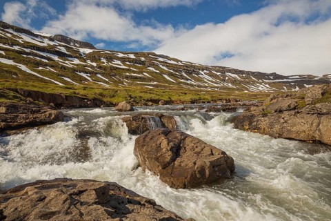 Rapids of the river Fossa i Pjorsardal, close to the Haifoss waterfall. E Iceland