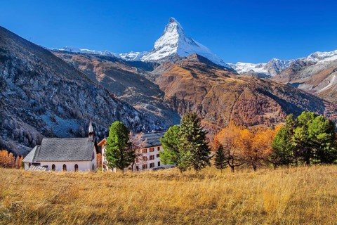 Autumn landscape with chapel on the Riffelalp and Matterhorn 4478m, Zermatt, Mattertal, Valais,