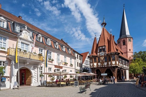 Baroque Löwenhof, Gasthaus Zum goldenen Löwen and Posthalterei von Thurn und Taxis, post office,