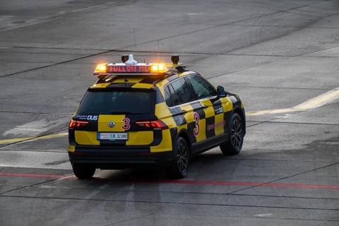 Follow Me vehicle, pilot vehicle, apron supervisor, marshaller, directs an aircraft to its parking