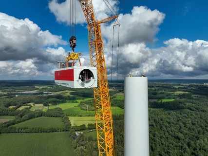 Dorsten, North Rhine-Westphalia, Germany, construction of a wind turbine, the first wind turbine of
