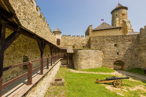 Lubovna Castle, built at the end of the 13th century. Station 6 and 7, Western Renaissance bastion