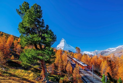 Gornergratbahn on the Riffelberg with Matterhorn 4478m in autumn, Zermatt, Mattertal, Valais,