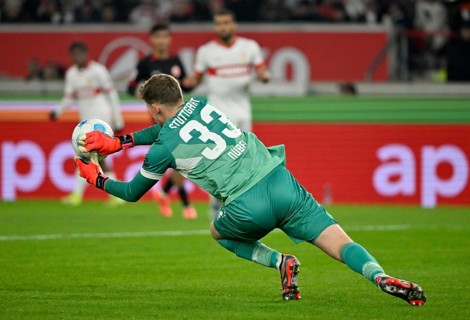 Goalkeeper Alexander Nübel VfB Stuttgart (33) Action MHPArena, MHP Arena Stuttgart,