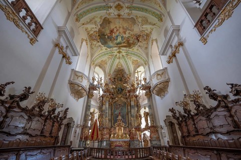 Choir room with basilica insignia of the Maria Brünnlein pilgrimage basilica in rococo style built