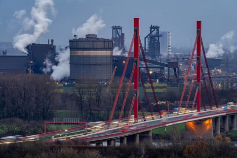 Thyssenkrupp Steel steelworks, blast furnaces 8 and 9, gasometer, motorway bridge of the A42 over