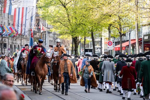 Parade of historically costumed guildsmen, Sechseläuten or Sächsilüüte, Zurich Spring Festival,