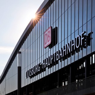 Renovated and redesigned exterior façade in the shape of a wave, Duisburg Central Station, North