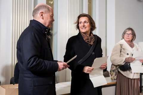 Olaf Scholz (Chancellor of the Federal Republic of Germany, SPD) and his woman Britta Ernst