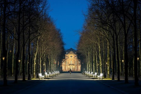 The light benches by artist Stefan Sous in the Hofgarten, entitled UV-A UV-B, 14 completely