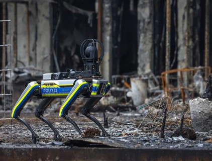 Essen, North Rhine-Westphalia, Germany, major fire in Essen's Weststadt district. The ruins of the
