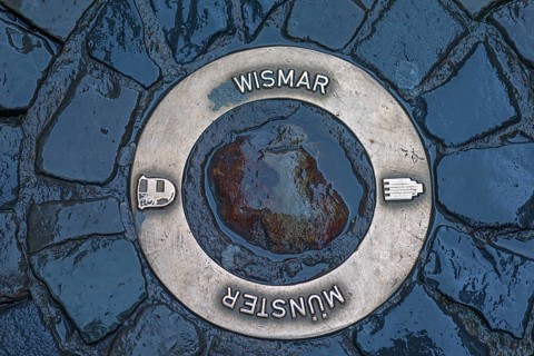 Town twinning ring between Münster and Wismar in the pedestrian zone, Münster, North