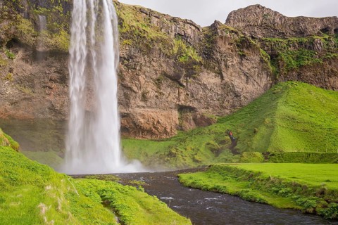 Waterfall Seljalandsfoss, 60 m high, located in southern iceland