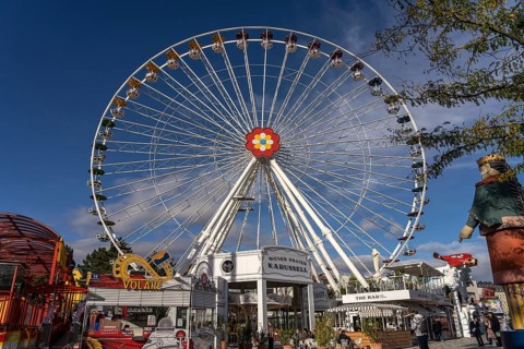 Ferris wheel in the amusement park in the Prater, the Wurstelprater in Vienna, Austria, Europe