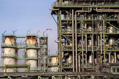 The chemical plants on the white side of the Schwelgern coking plant, which supplies over 2.5