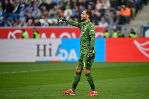 Goalkeeper Oliver Baumann TSG 1899 Hoffenheim (01) Gesture Gesture PreZero Arena, Sinsheim,