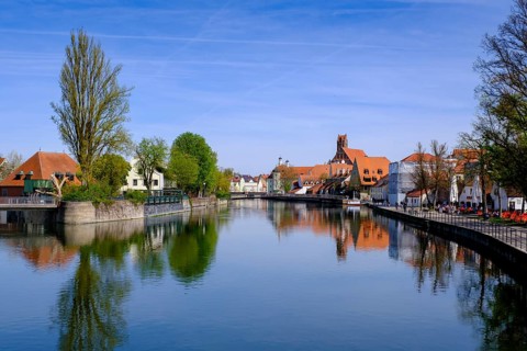 Mitterwöhr, island, on the Isar, with Heilig Geist church, Landshut, Lower Bavaria, Bavaria,