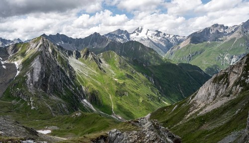 Mountain panorama, mountain peak of the Venediger group with Rötspitz peak, Lasörling Höhenweg,