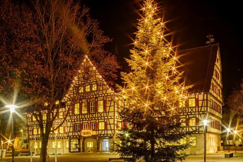 The festively decorated town hall of Münsingen at Christmas time, Swabian Alb, Reutlingen district,