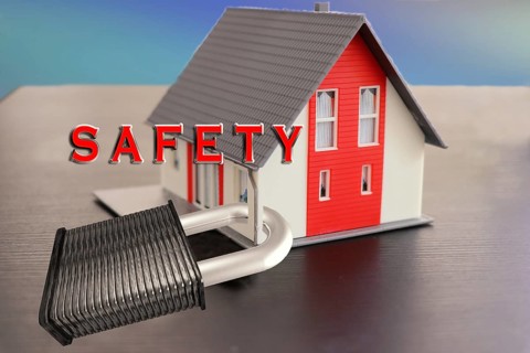 Symbolic image, security, lock, burglary, theft, robbery, liability insurance, household contents