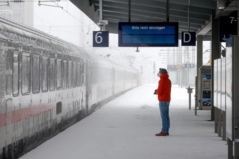 Essen, North Rhine-Westphalia, Germany - Onset of winter in the Ruhr area, Essen railway station,