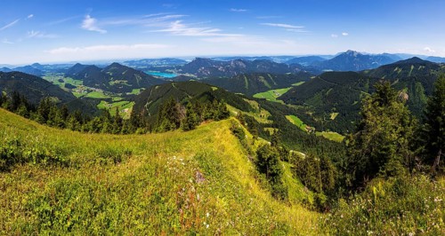 View from the summit of the Faistenauer Schafberg to Lake Fuschlsee, Osterhorngruppe,