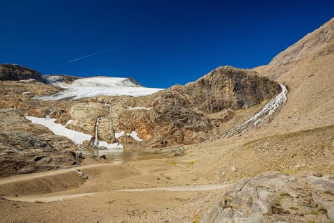 View from the Panoramatrail at the Kaiser Franz-Josef Höhe on the Grossglockner High Alpine Road to