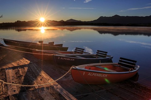 Rowing boats, sunrise, lake, mountains reflected in water, Staffelsee, Murnau, foothills of the