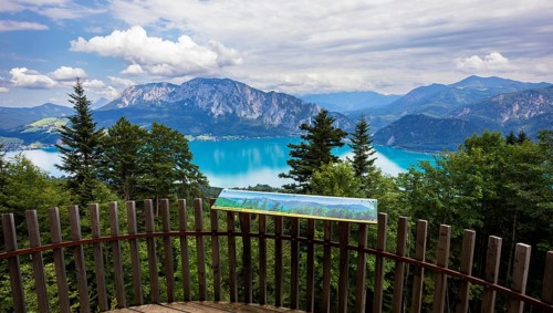 Hollerberg viewing platform on the Hochplettspitz, Attersee with Höllengebirge, Salzkammergut,