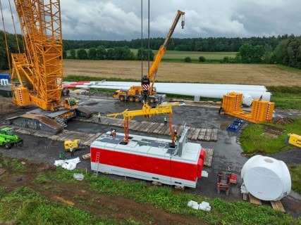 Dorsten, North Rhine-Westphalia, Germany, construction of a wind turbine, the first wind turbine of