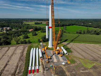Dorsten, North Rhine-Westphalia, Germany, construction of a wind turbine, the first wind turbine of