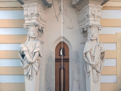 Figures at the entrance portal of the former cathedral chapter drinking parlour, today the