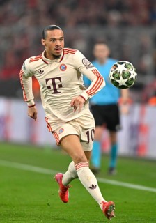 Leroy Sané FC Bayern Munich FCB (10) Action on the ball UEFA Champions League Allianz Arena,