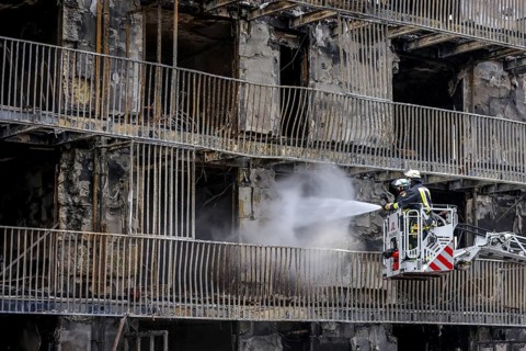 Essen, North Rhine-Westphalia, Germany, major fire in Essen's Weststadt district. The ruins of the