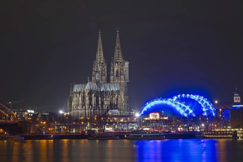 Cologne Cathedral and Musical Dome, banks of the Rhine, Cologne, Rhineland, North Rhine-Westphalia,