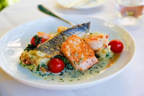 Restaurant Schloss Haigerloch, fine fish, salmon, scallops, char, spinach, cocktail tomatoes, fine
