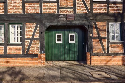 Rossmühle, entrance gate, street An der Obertrave, Old Town, Hanseatic City of Lübeck, independent
