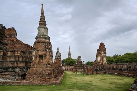 Temple ruins at Wat Mahathat, Temple of the Great and Holy Relic, Ayutthaya, Ayutthaya Province,