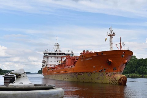 Tanker Gisela Essberger sailing in the Kiel Canal, Kiel Canal, NOK, Schleswig-Holstein, Germany,