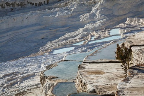 Sintered limestone terraces of Pamukkale, Pamukkale, Denizli province, Aegean region, Turkey, Asia