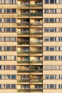 1970s tower block in the Hochheide residential park, Weisse Riesen, derelict property, Duisburg,
