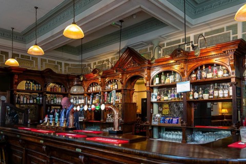 Historic interior of the Lion Tavern public house, Moorfields, city centre of Liverpool, England,