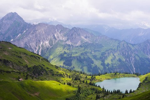 Panorama from Zeigersattel to Seealpsee, in the back left Höfats 2259m, Allgäu Alps, Allgäu,