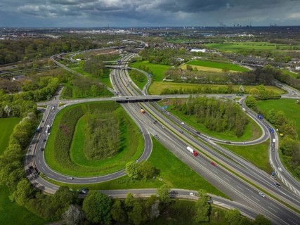 Duisburg, North Rhine-Westphalia, Germany, Ruhr area landscape at the Kaiserberg motorway junction,