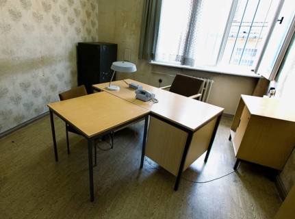 Berlin, 12.09.2008, View into an interrogation room of the former central prison of the Ministry