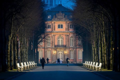The light benches by artist Stefan Sous in the Hofgarten, entitled UV-A UV-B, 14 completely