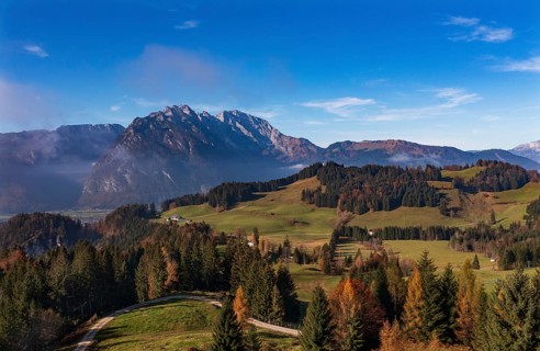 View from the Moosegg high plateau to the Hoher Göll, Golling, Osterhorn group, Salzburg province,