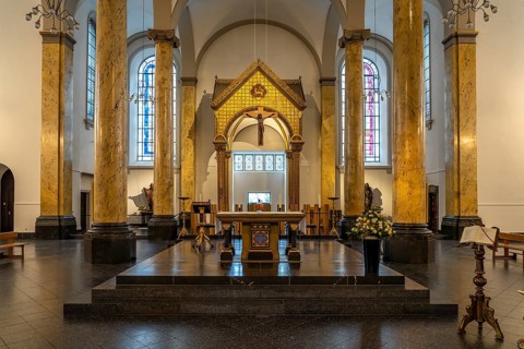 Interior of the Catholic Church of St Dionysius, Krefeld, North Rhine-Westphalia, Germany, Europe