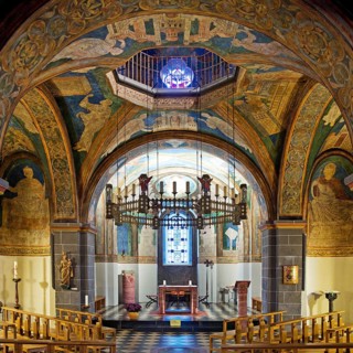 St. Maria and Clemens, Romanesque double church, lower church, view into the choir with ceiling